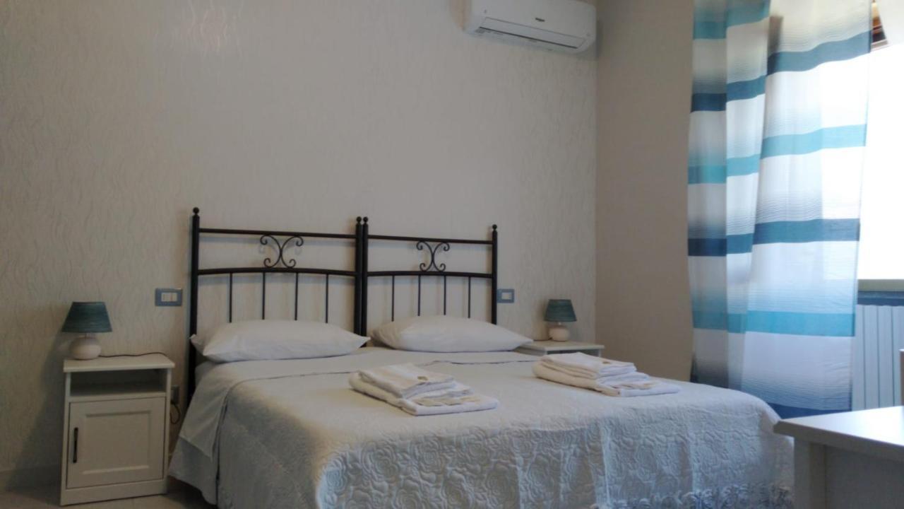 B&B Mariele Барониси Екстериор снимка