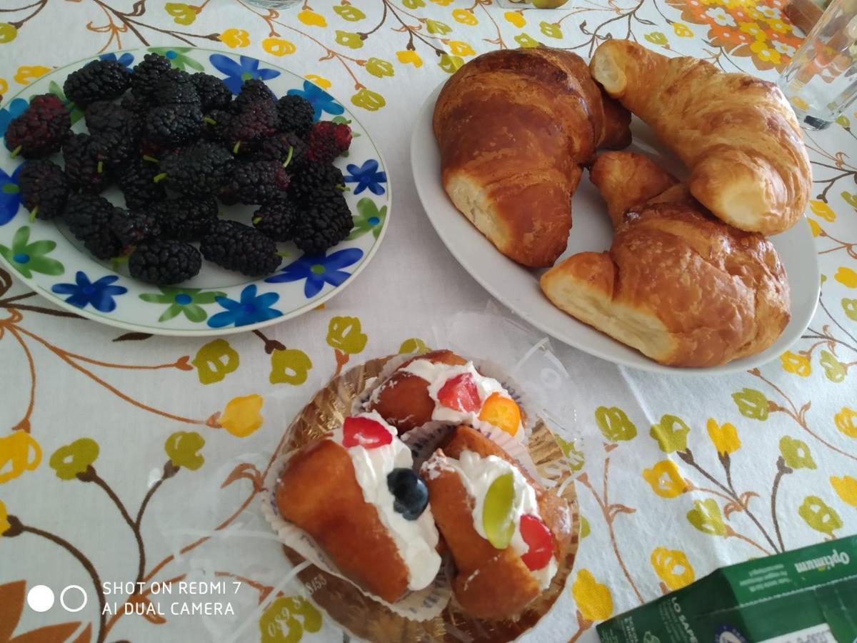B&B Mariele Барониси Екстериор снимка