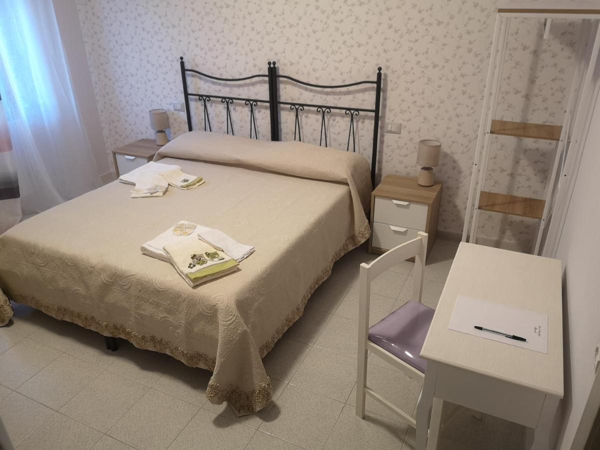 B&B Mariele Барониси Екстериор снимка