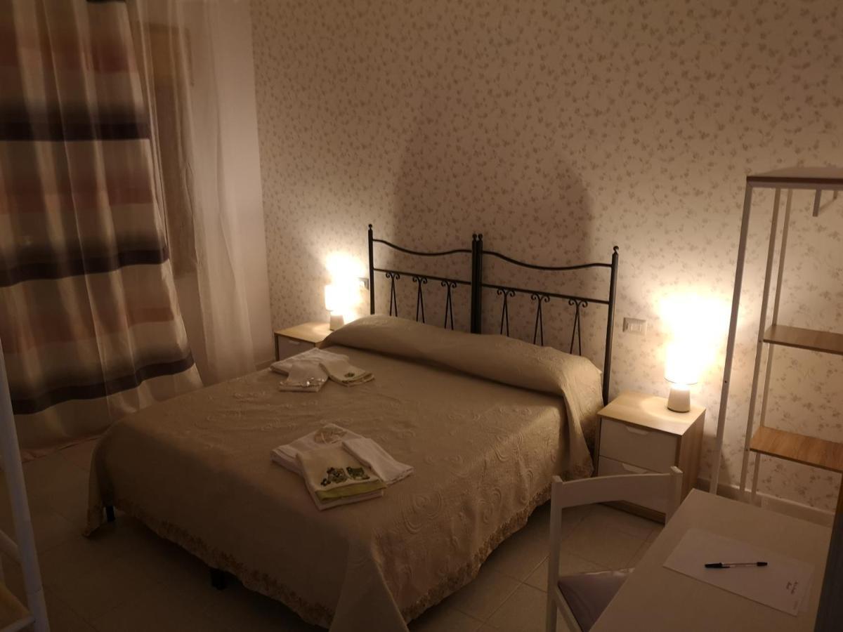 B&B Mariele Барониси Екстериор снимка